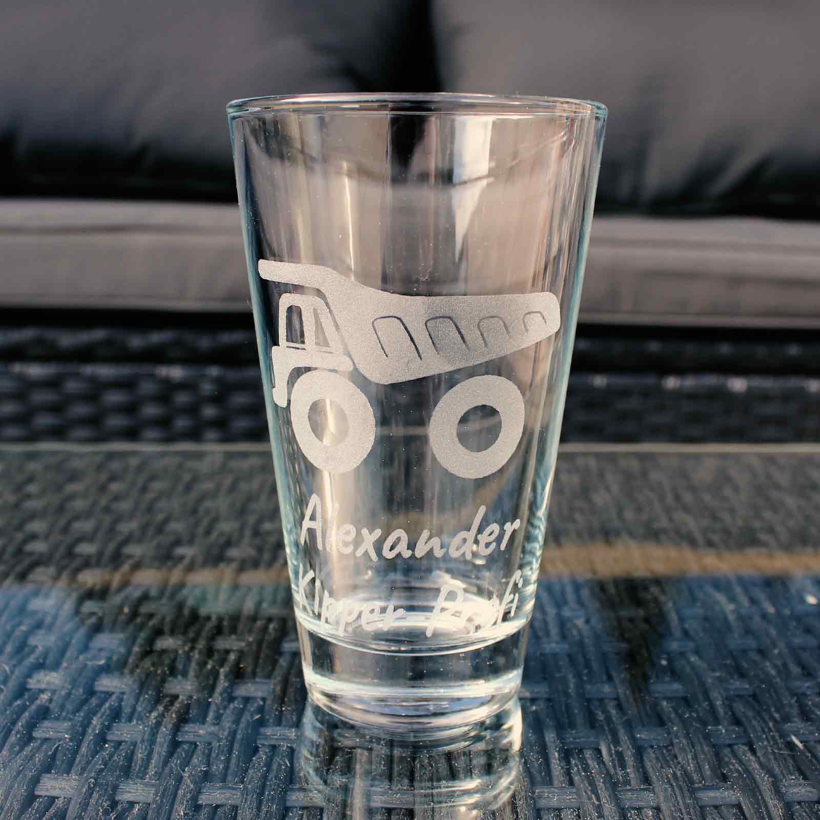 Kinderbecher mit Gravur 300 ml Kipplader & Name